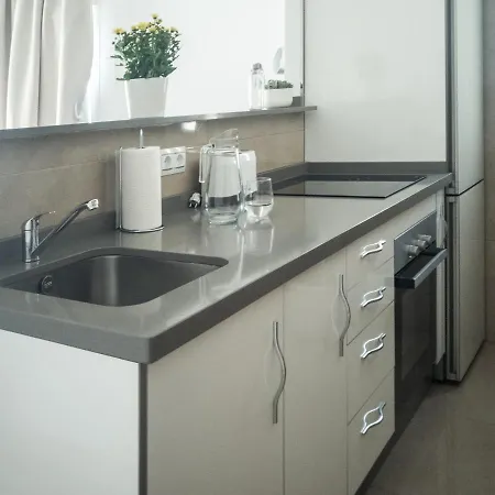 Gorgeous Flat *